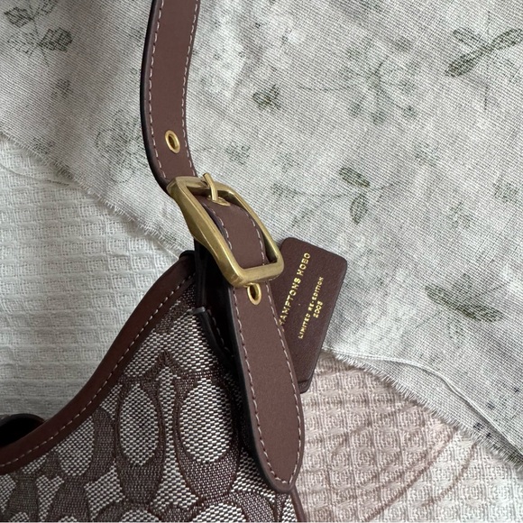 Coach Originale Hasptonasignature Jacquard Hobo Bag - Picture 10 of 16